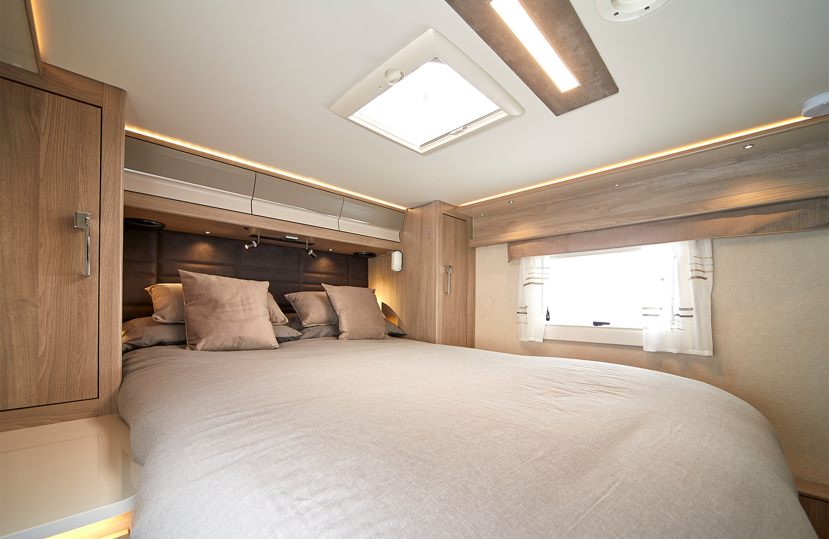 Fixed beds in a motorhome